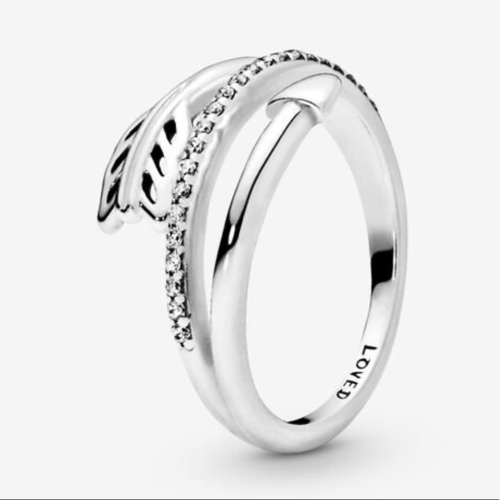 Pandora arrow ring